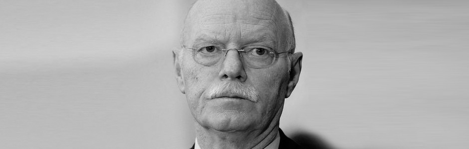 Dr. Peter Struck auf dem Roten Stuhl